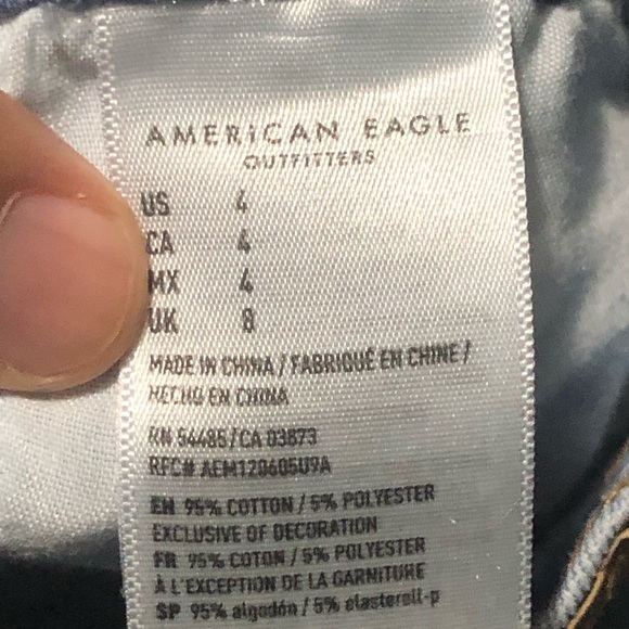 American Eagle Shorts Women's 4 Mom Style High Rise Curvy Cuffed Denim - Picture 4 of 6